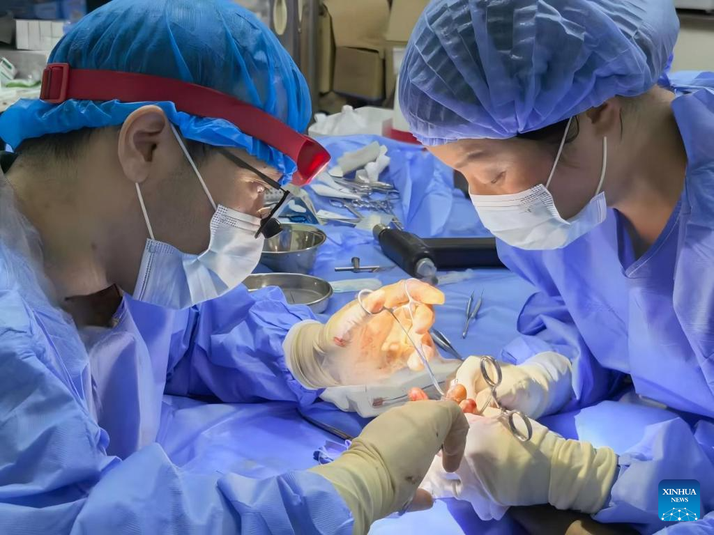 Chinese medical team offers free clinic in Tanzania’s Zanzibar